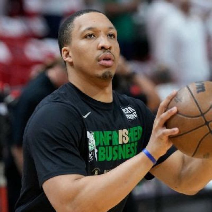 
How Much Does Grant Williams Earn A Month? 