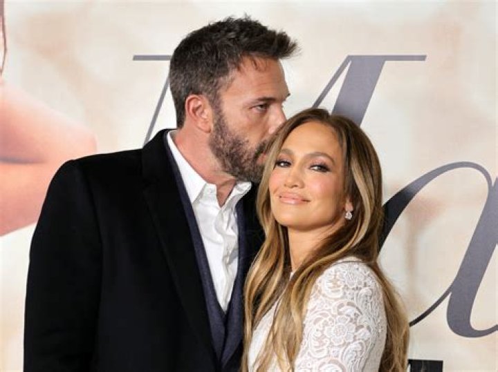 
Jennifer Lopez Reveals The “Perfect” Line Ben Affleck Quoted From One of His Movies During His Wedding Speech 