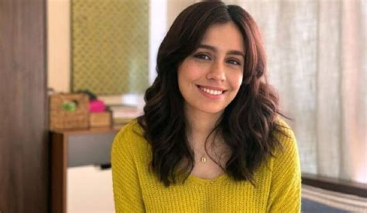 
Srishti Shukla-Srish Height, Weight, Net Worth, Age, Birthday, Wikipedia, Who, Nationality, Biography 